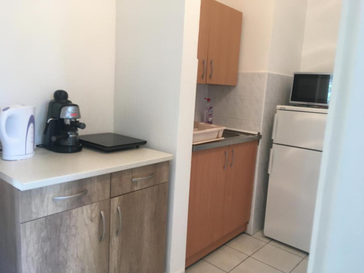 Honved N3. Apartman Балатонлеле Екстериор снимка